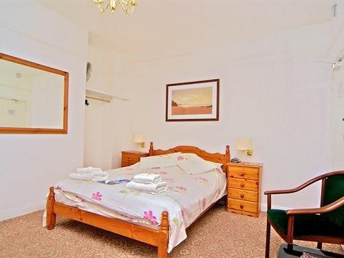 Wenlock House Hotel Уеймут Екстериор снимка